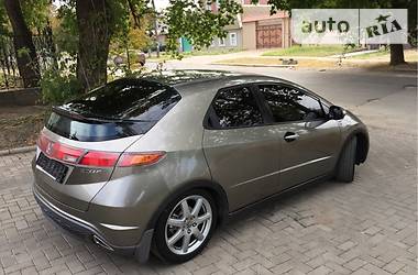 Хэтчбек Honda Civic 2008 в Николаеве