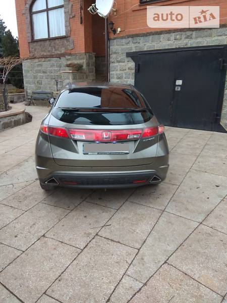 Хэтчбек Honda Civic 2006 в Южноукраинске