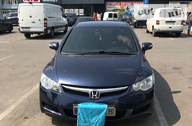 Седан Honda Civic 2008 в Днепре