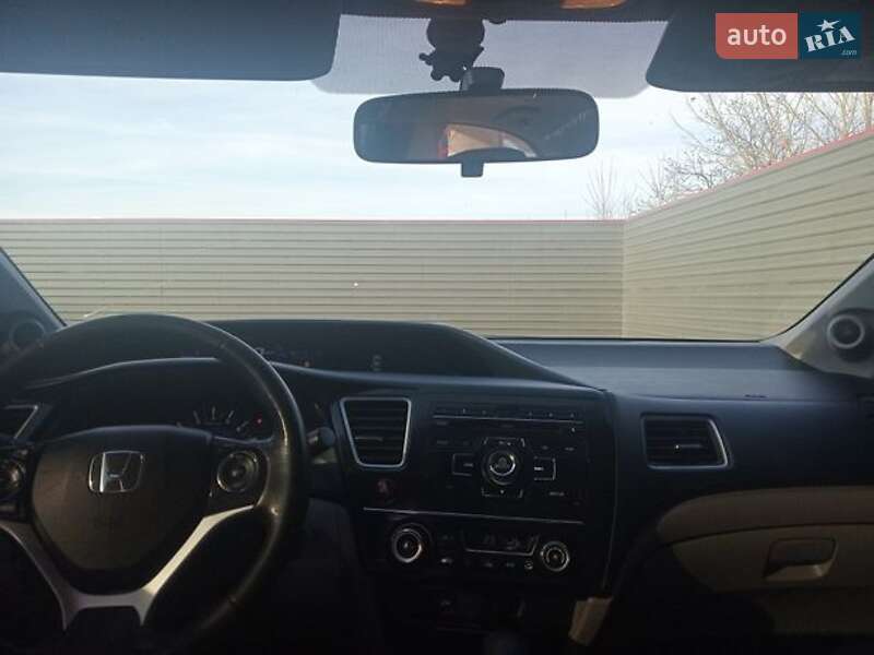 Седан Honda Civic 2013 в Радивилове
