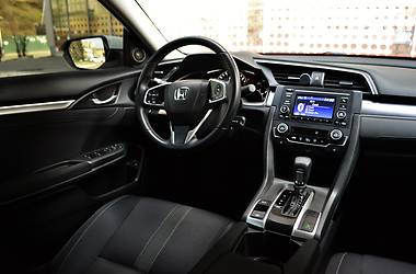 Седан Honda Civic 2017 в 