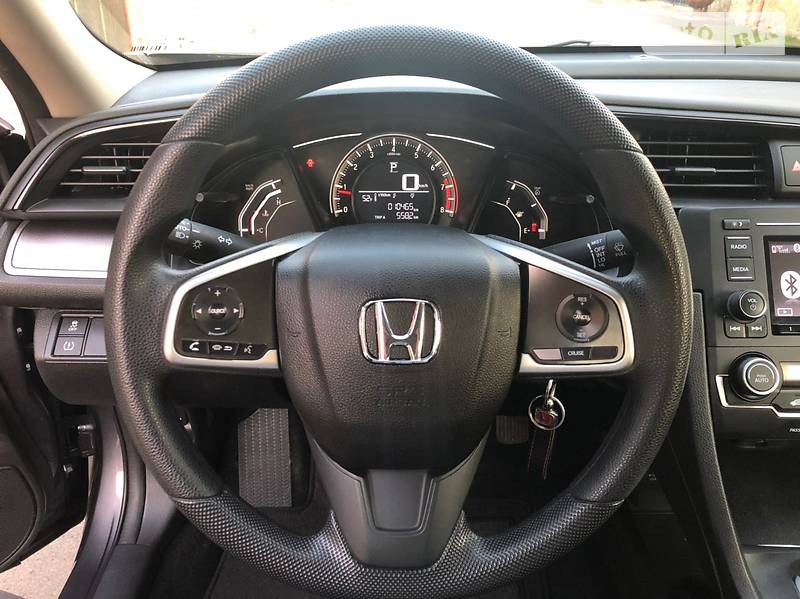 Седан Honda Civic 2018 в Івано-Франківську
