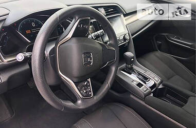 Хетчбек Honda Civic 2018 в 