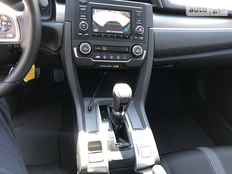 Хетчбек Honda Civic 2019 в Києві фото 10 Хетчбек Honda Civic 2019 в Києві