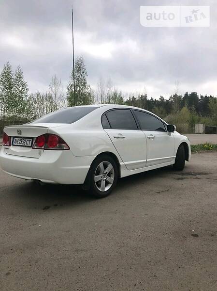Седан Honda Civic 2007 в Коростишеві