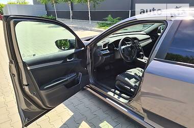 Седан Honda Civic 2016 в 
