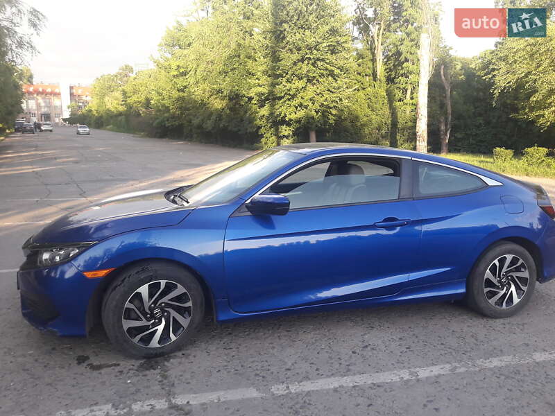 Купе Honda Civic 2016 в 