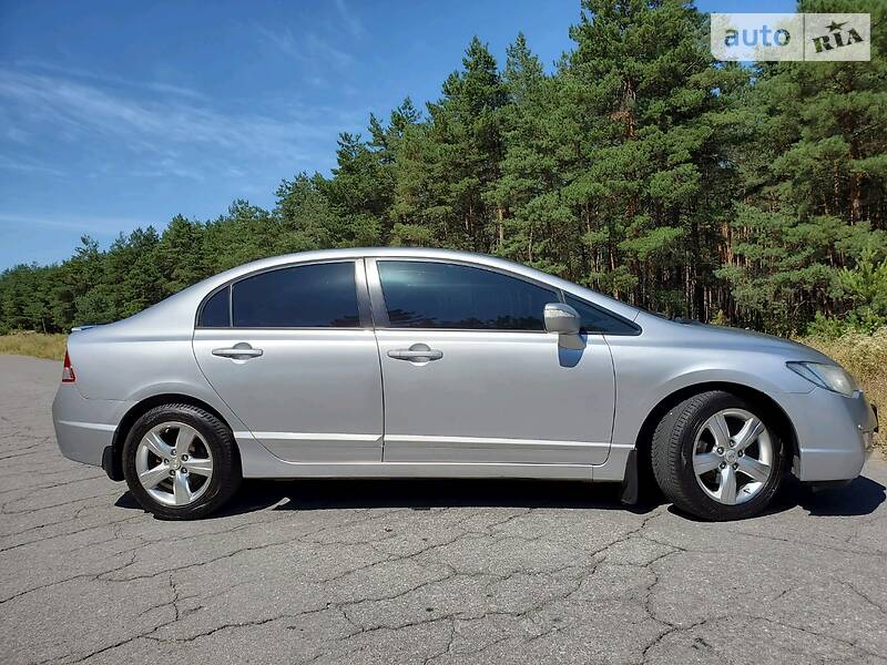 Седан Honda Civic 2008 в Кременчуці