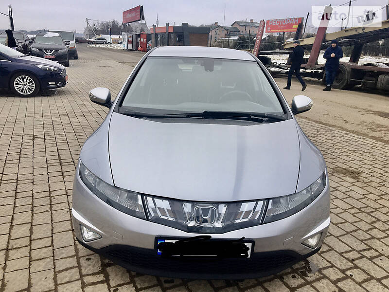 AUTO.RIA – Продам Хонда Цивик 2007 бензин 1.8 хэтчбек бу в ...
Хонда Цивик 1998 Хэтчбек
