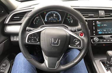 Седан Honda Civic 2018 в Львове