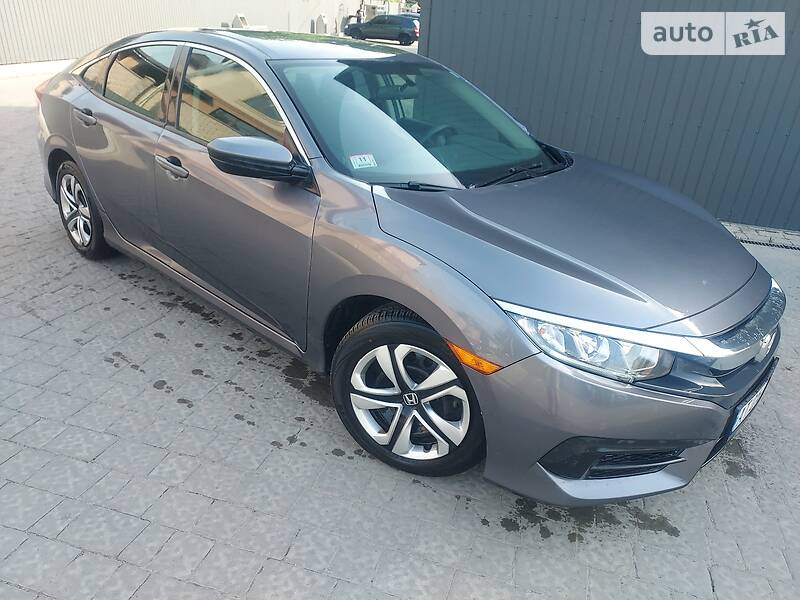 Седан Honda Civic 2018 в Івано-Франківську