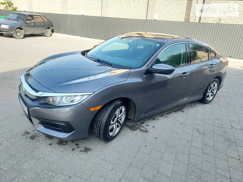 Седан Honda Civic 2018 в Івано-Франківську