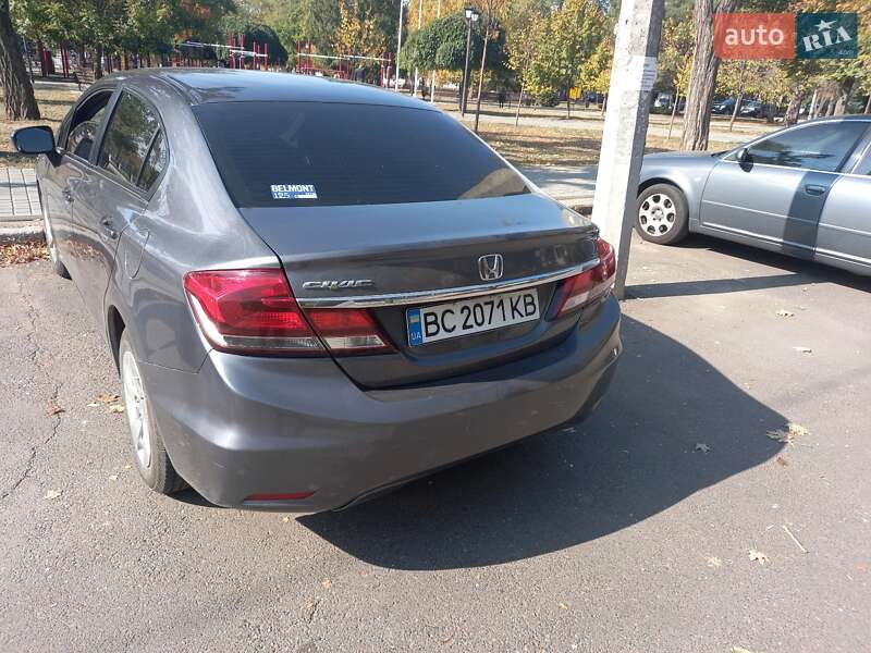 Седан Honda Civic 2015 в Николаеве