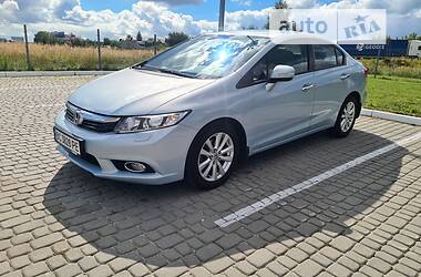 Седан Honda Civic 2012 в Львове