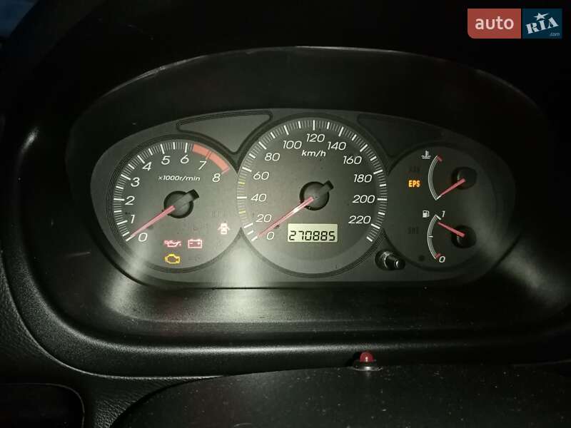 Хетчбек Honda Civic 2002 в Кропивницькому фото 3 Хетчбек Honda Civic 2002 в Кропивницькому