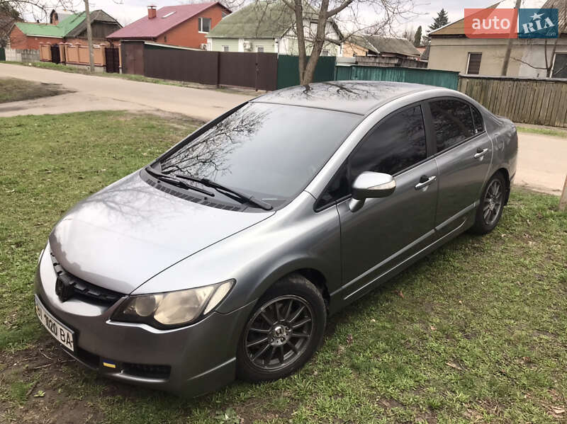 Седан Honda Civic 2008 в Полтаве