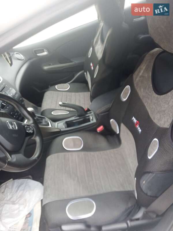 Хэтчбек Honda Civic 2014 в Хмельницком