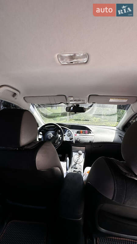 Хэтчбек Honda Civic 2008 в Прилуках