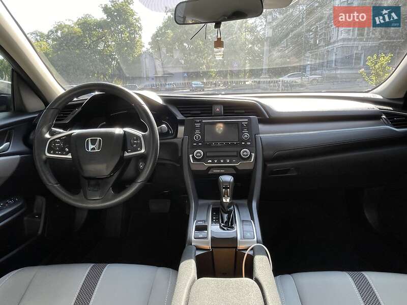 Седан Honda Civic 2020 в Одессе