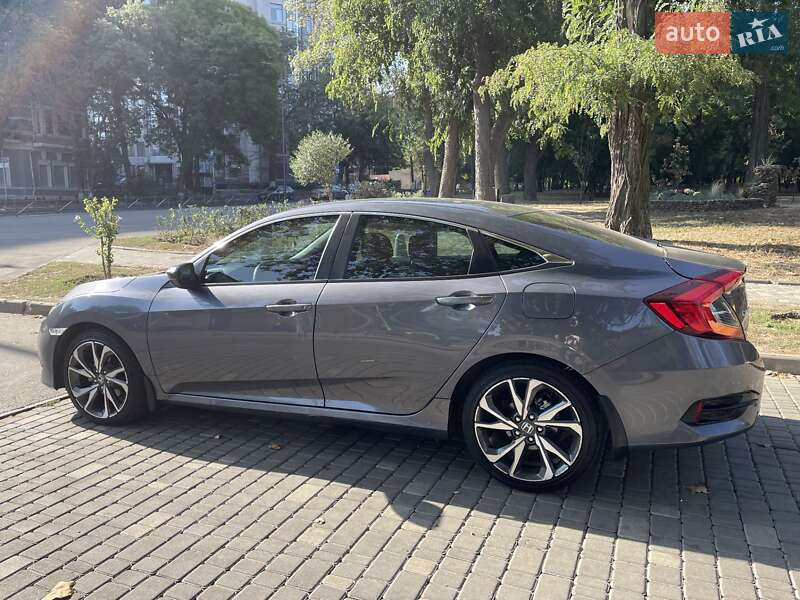 Седан Honda Civic 2020 в Одессе