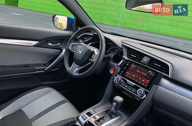 Купе Honda Civic 2016 в 
