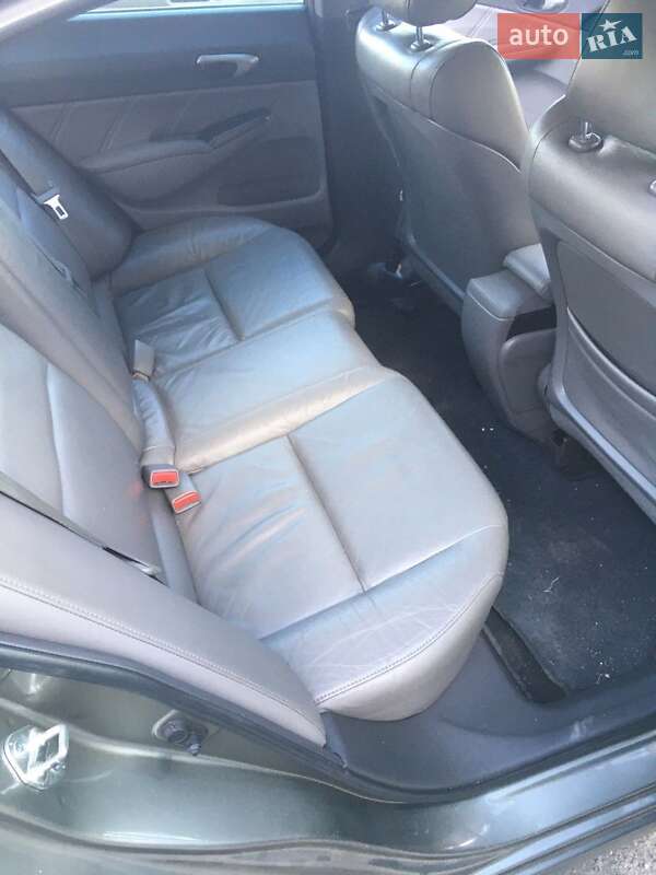 Седан Honda Civic 2007 в Киеве