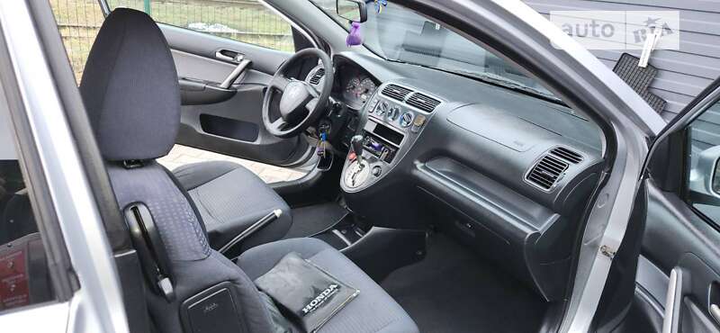 Хэтчбек Honda Civic 2001 в Звягеле
