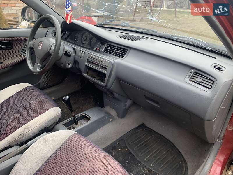 Седан Honda Civic 1993 в Овидиополе