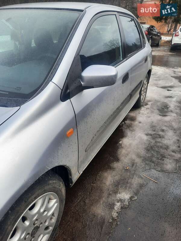 Хэтчбек Honda Civic 2002 в Яремче