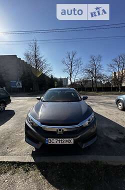 Седан Honda Civic 2018 в Львове