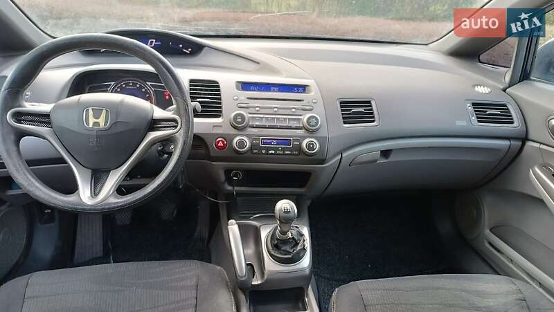 Седан Honda Civic 2008 в Херсоне