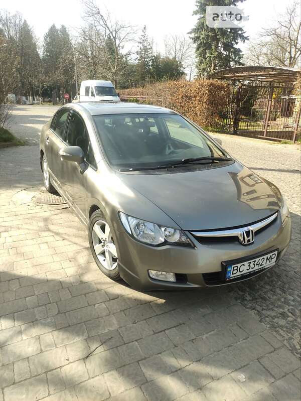 Седан Honda Civic 2008 в Львове