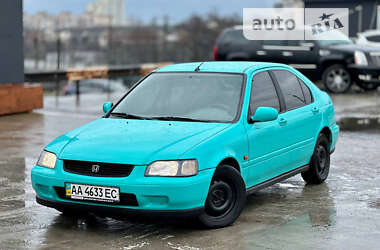 Седан Honda Civic 1995 в Киеве