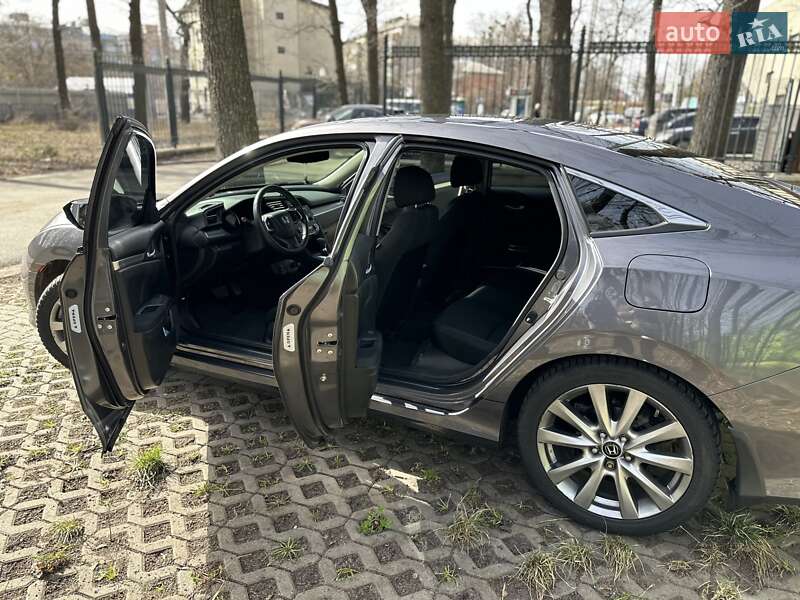 Седан Honda Civic 2017 в Харкові