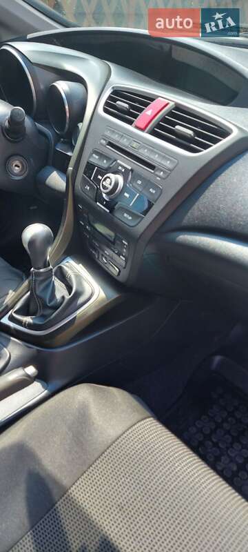 Універсал Honda Civic 2014 в Тернополі