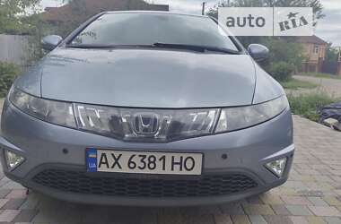 Хэтчбек Honda Civic 2008 в Харькове