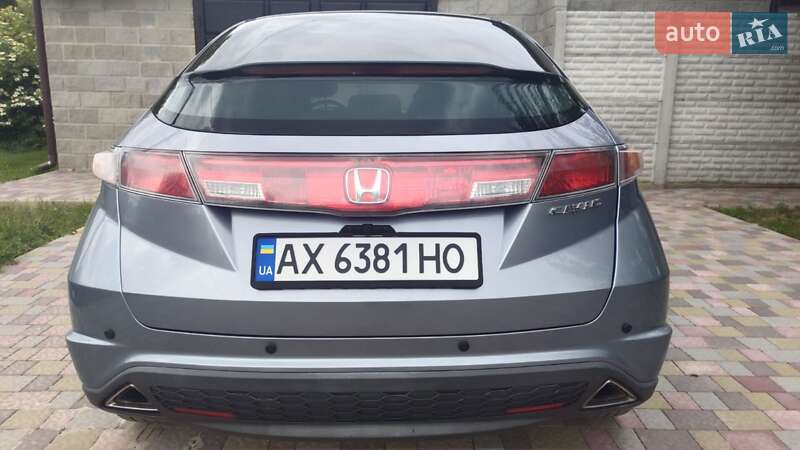 Хэтчбек Honda Civic 2008 в Харькове