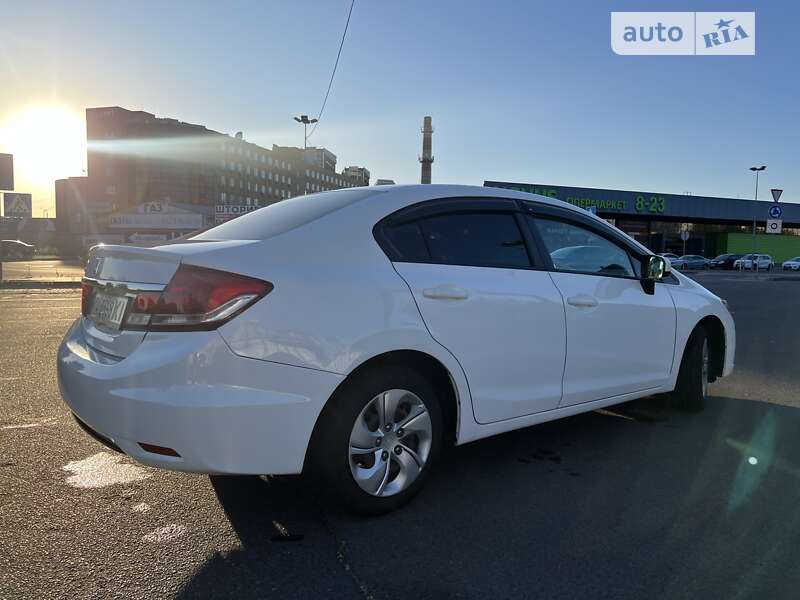 Седан Honda Civic 2013 в Киеве