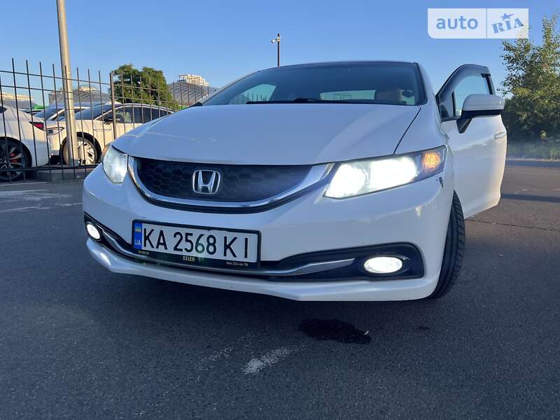 Седан Honda Civic 2013 в Киеве