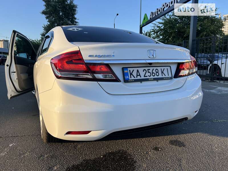 Седан Honda Civic 2013 в Киеве