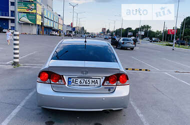 Седан Honda Civic 2008 в Днепре