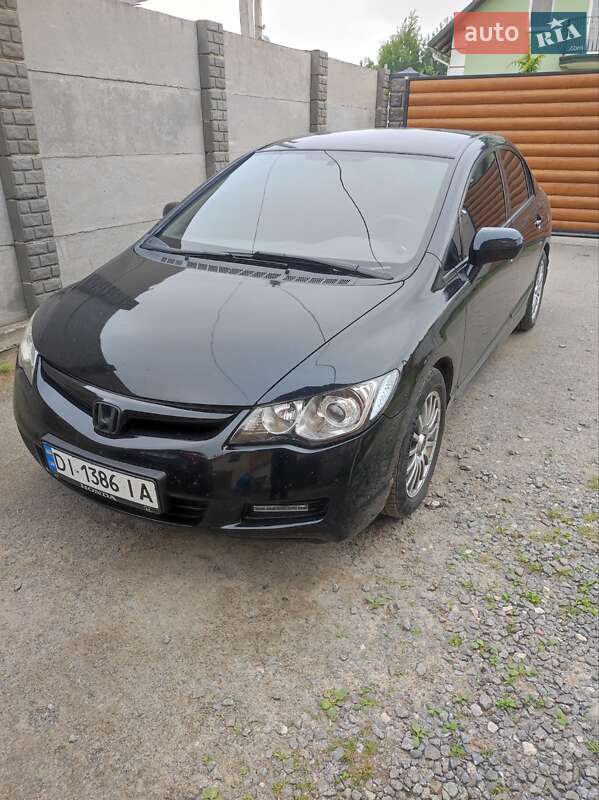 Седан Honda Civic 2007 в Остроге