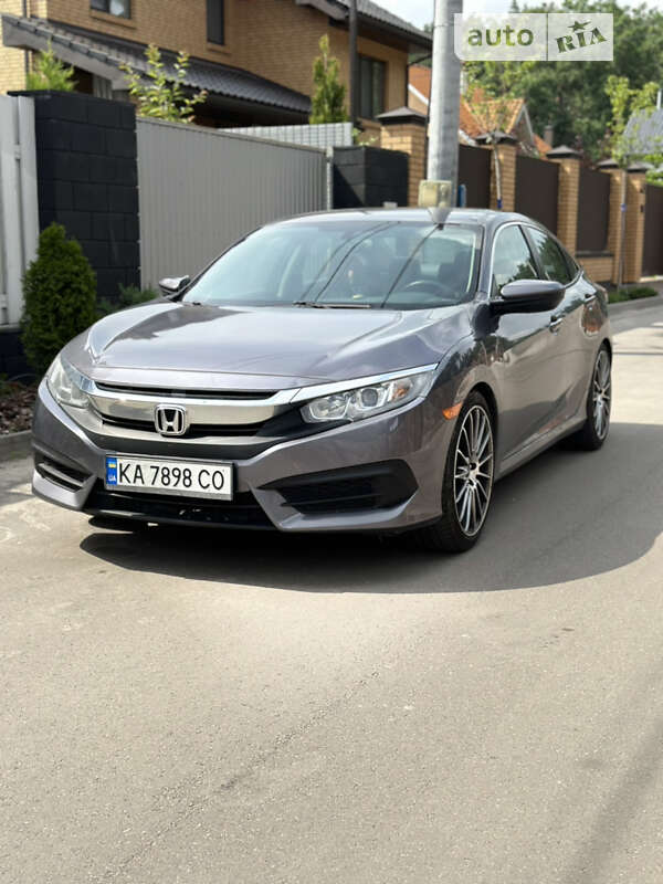 Седан Honda Civic 2016 в Києві