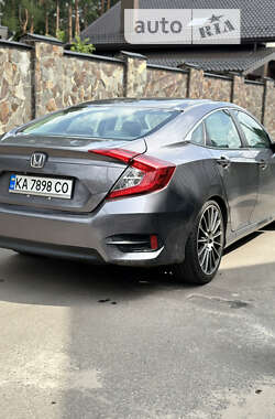 Седан Honda Civic 2016 в Києві