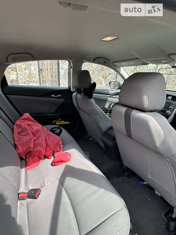 Седан Honda Civic 2016 в Києві