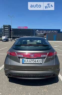 Хэтчбек Honda Civic 2008 в Киеве