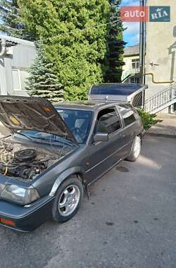 Хэтчбек Honda Civic 1988 в 