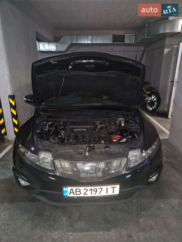 Хэтчбек Honda Civic 2007 в Хмельнике