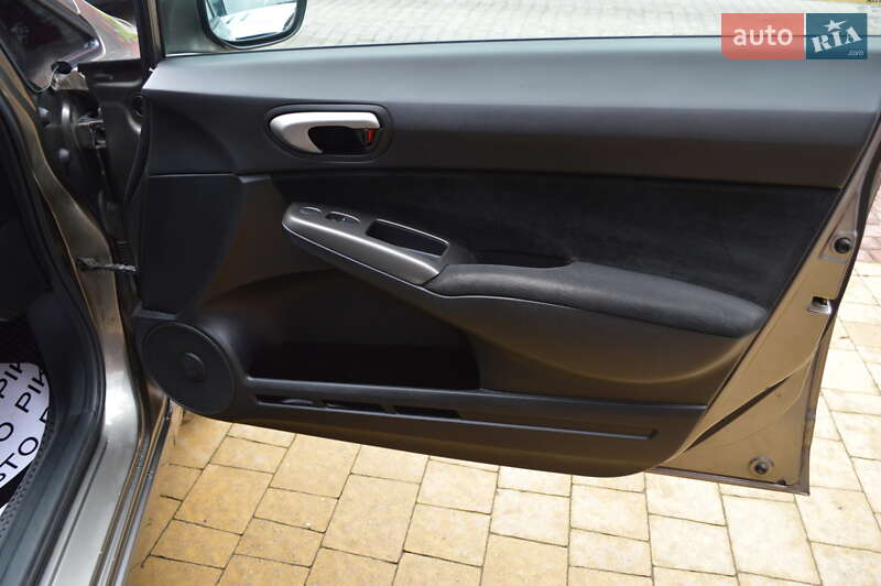 Седан Honda Civic 2008 в Львове фото 37 Седан Honda Civic 2008 в Львове
