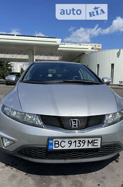 Хэтчбек Honda Civic 2010 в Львове